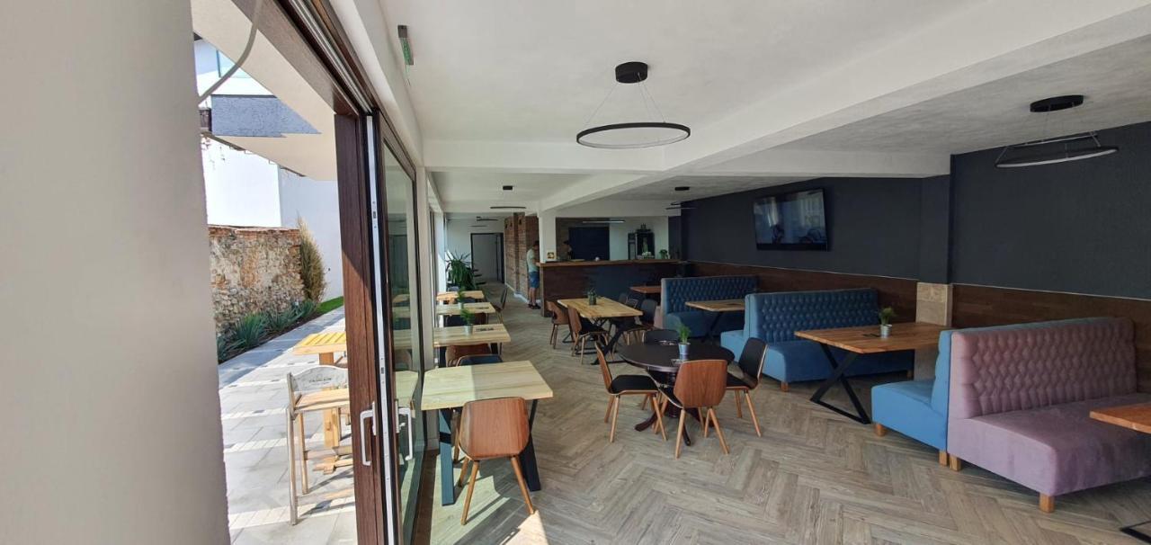 Aleea Teilor Hotel Cîmpulung Kültér fotó