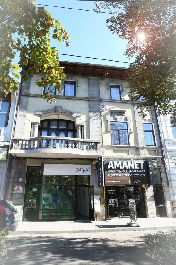 Aleea Teilor Hotel Cîmpulung Kültér fotó